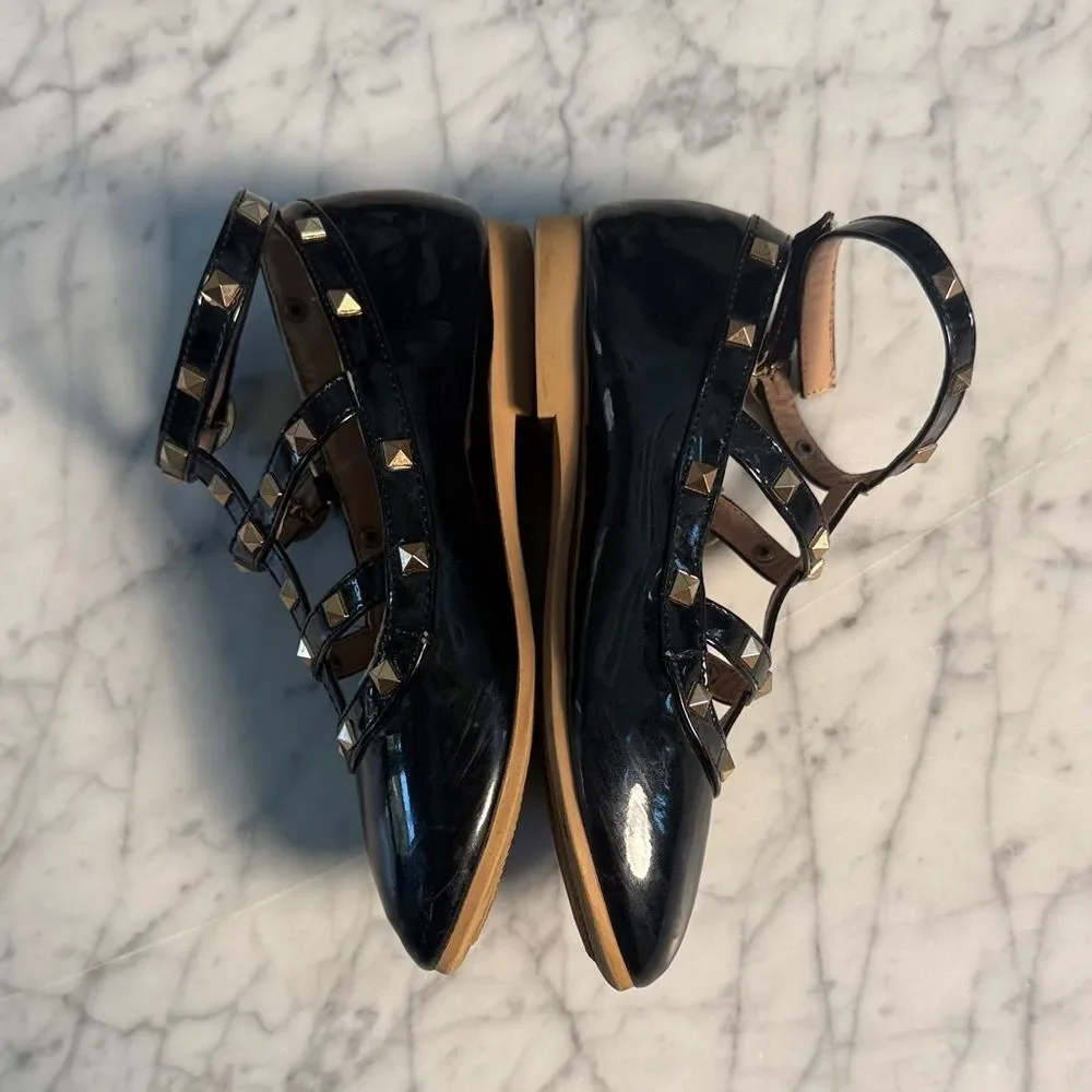 Chloe K. New York Camilla Rock Stud Shoes Sz 1